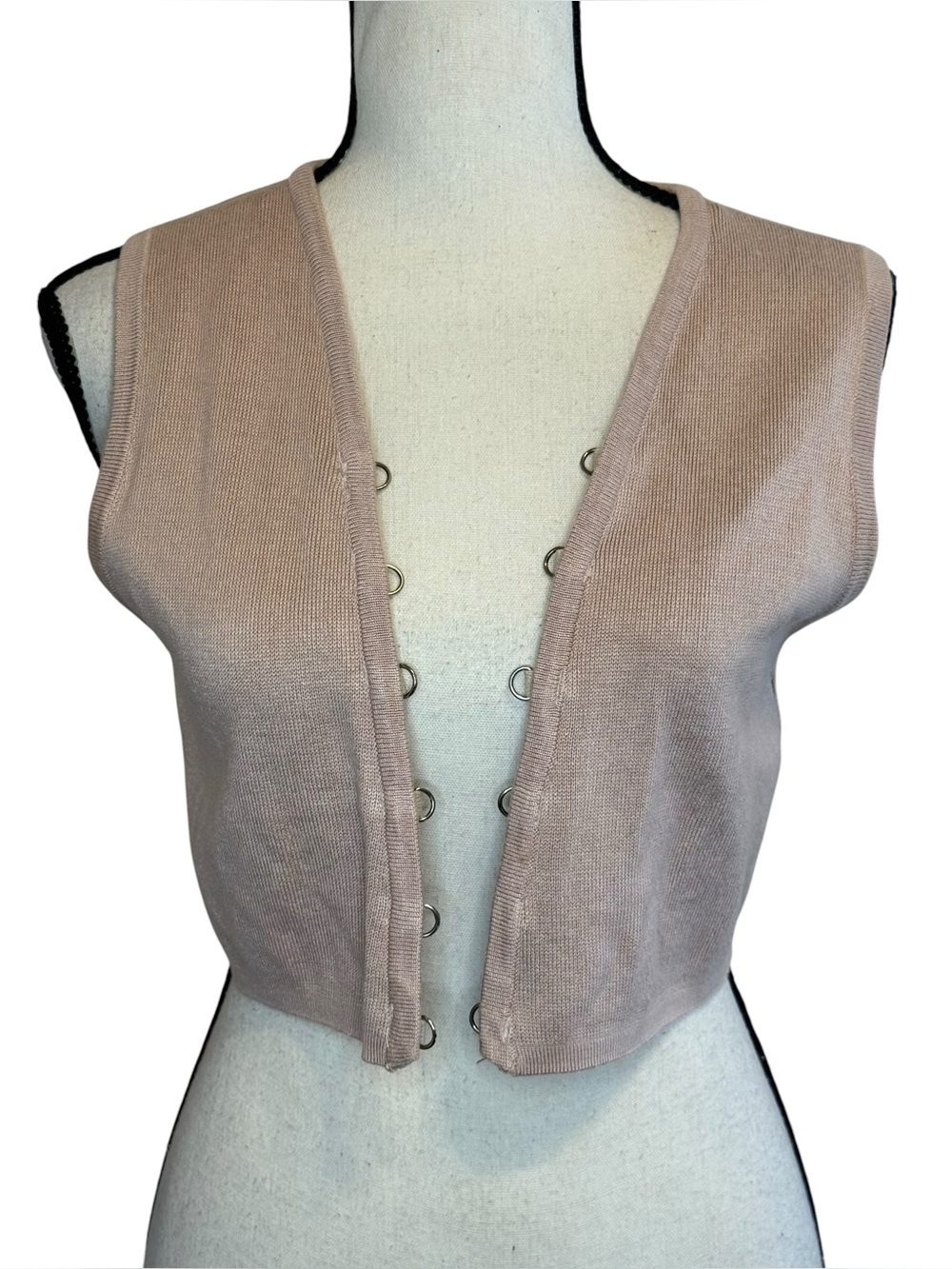 Sleeveless Hook-Front Knit Vest in Blush Pink